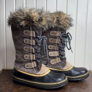 Sorel Women's Joan Of Arctic Brown Waterproof Lined Shearling Snow Boots sz 9